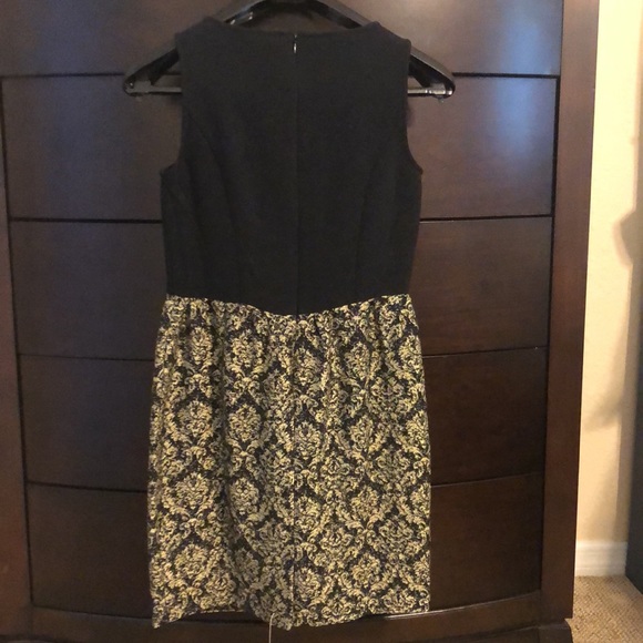⭐️ LOFT Black and Gold Brocade Sheath Dress - Picture 6 of 7